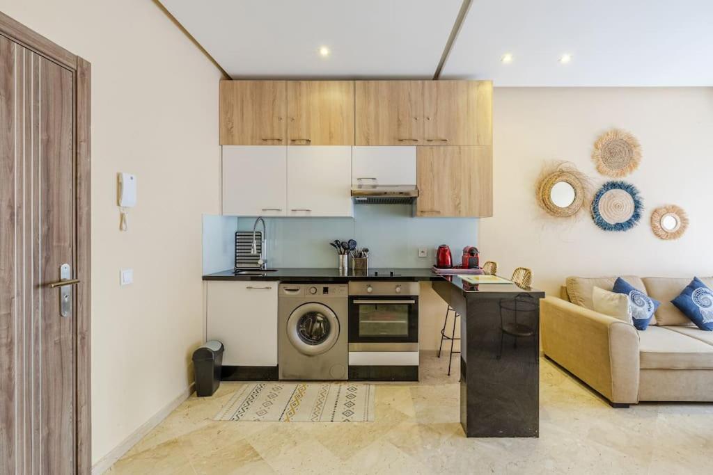 Ferienwohnung Cozy And Brand New Luxury Flat And Hypercenter Marrakech Marrakesch Exterior foto